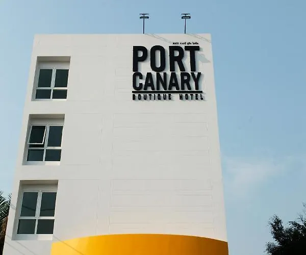 Port Canary Airport Отель 4*