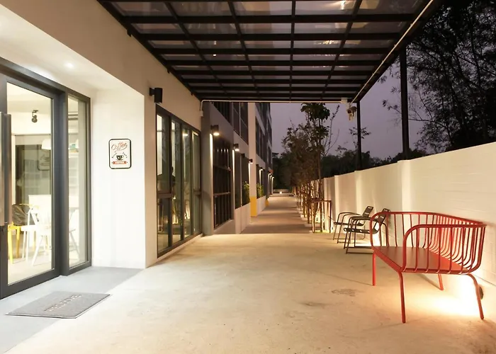 Port Canary Airport Отель 4*